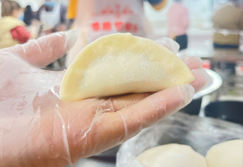 感恩從心開始，讓愛溫暖彼此----記華虹感恩節(jié)活動(dòng)